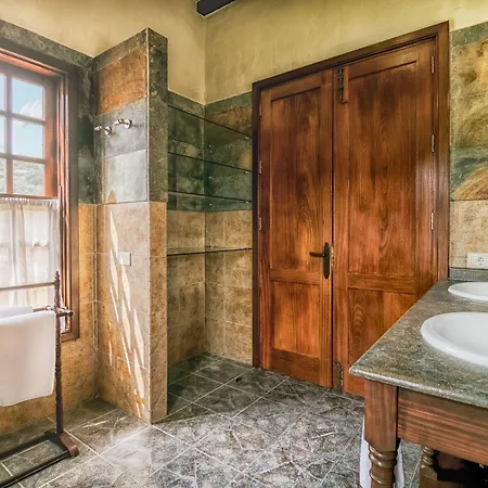 Hotel Rural Livvo Maipez 3*