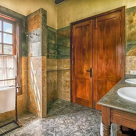 Hotell Rural Livvo Maipez 3*