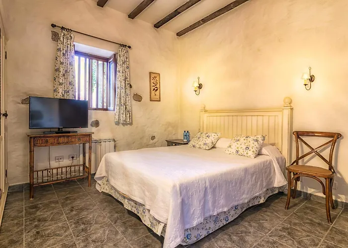 Rural Livvo Maipez Готель