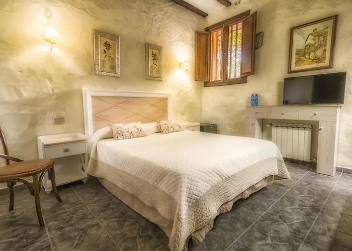 Hotel Rural Livvo Maipez 3*