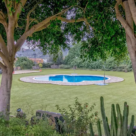 Rural Livvo Maipez فندق 3*