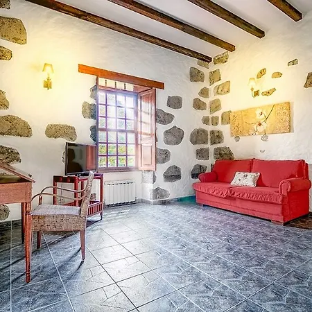 Rural Livvo Maipez فندق